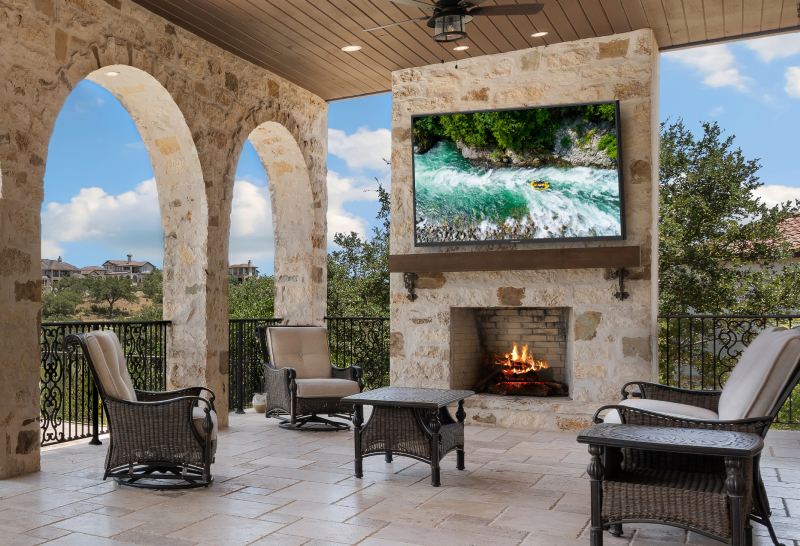 Sunbrite Veranda 4 outdoor television