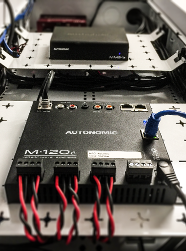 Autonomic M-120 lays inside a Versabox with wires connected to it