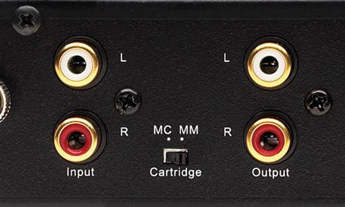 MM or MC switch on back of amp