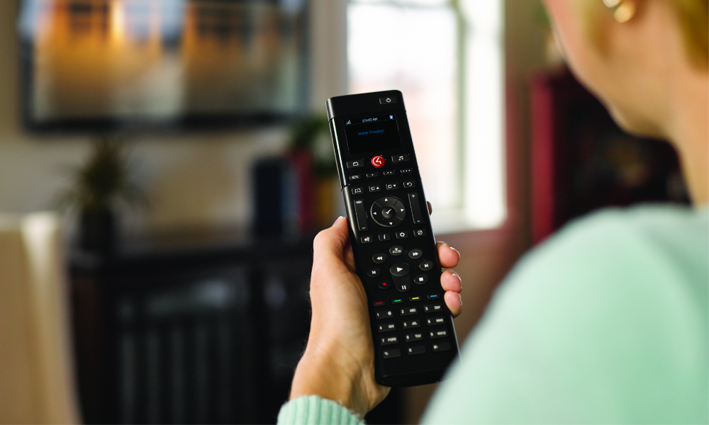 Control4® Single Room Bundle with CORE lite + SR260 Remote and Charging